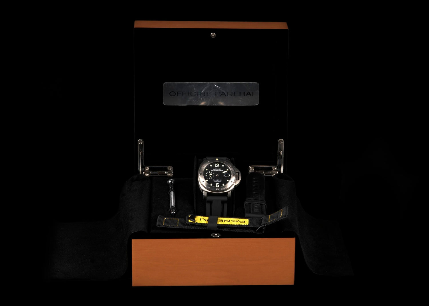 Panerai Luminor Submersible
