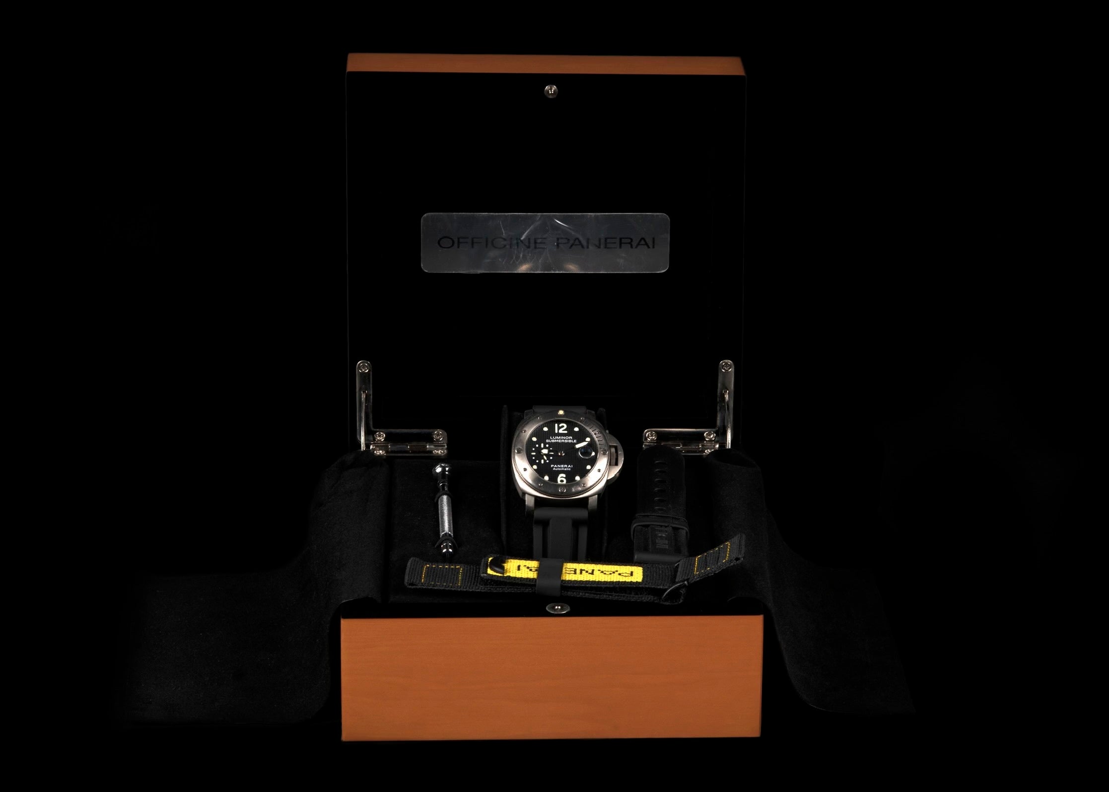 Panerai Luminor Submersible